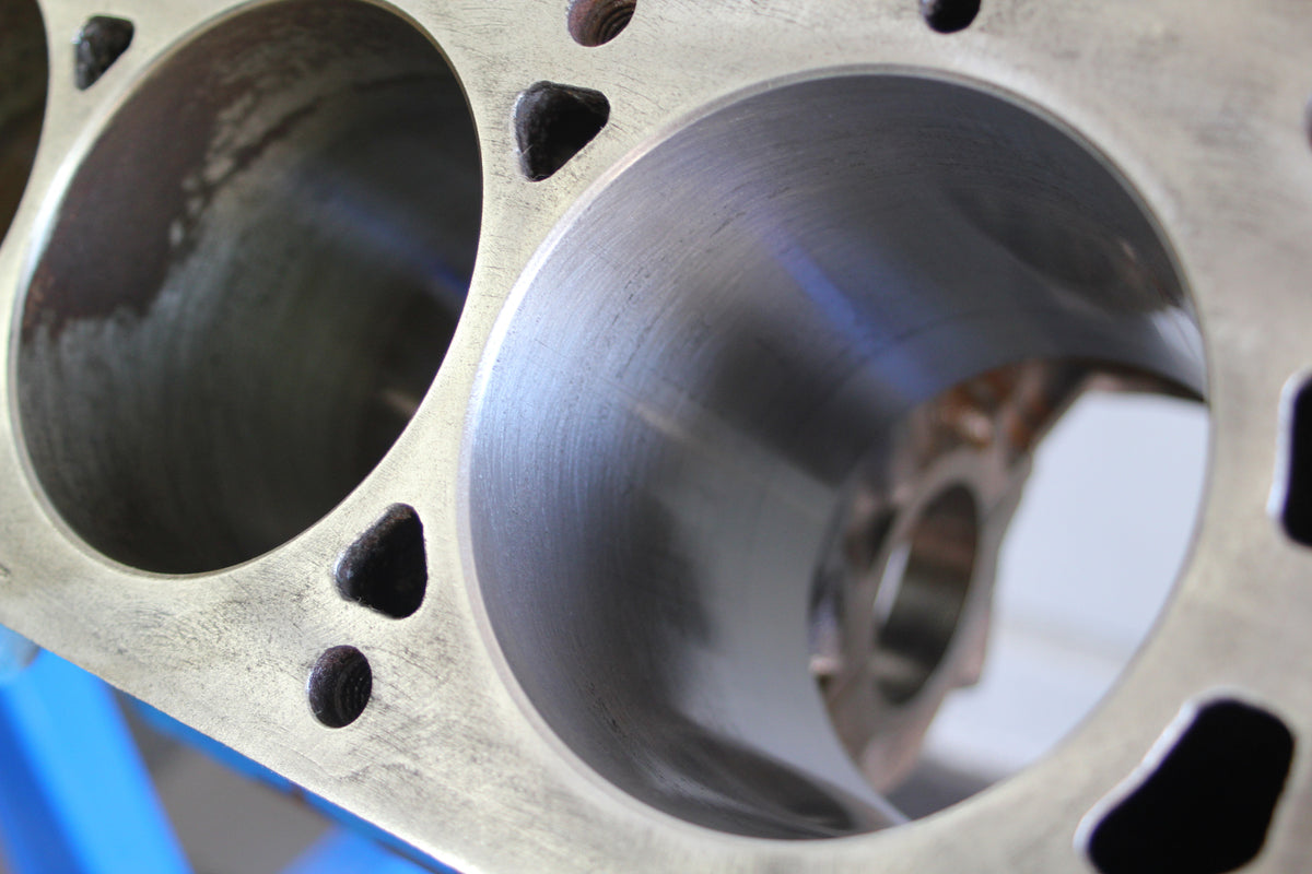 Engine Finish PLATEAU HONING AFTER RIDGED HONING — Brush Research Manufacturing Co., Inc
